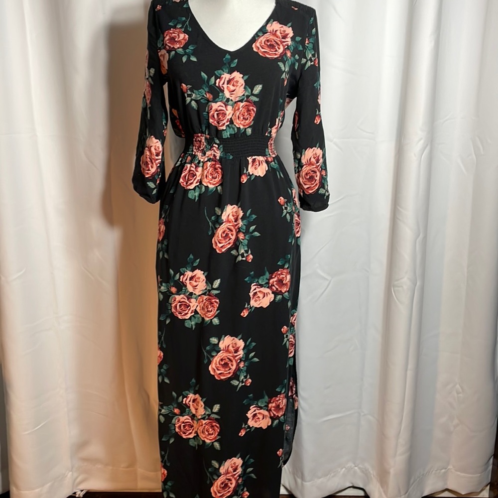 Black floral Forever 21 maxi dress
